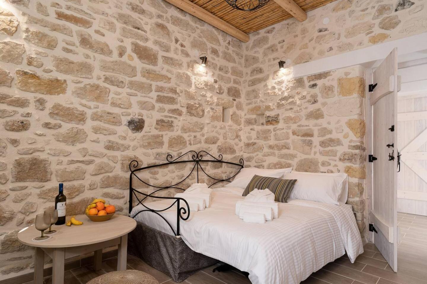Physis Country House Near Matala Beach & Faistos Kouses Экстерьер фото